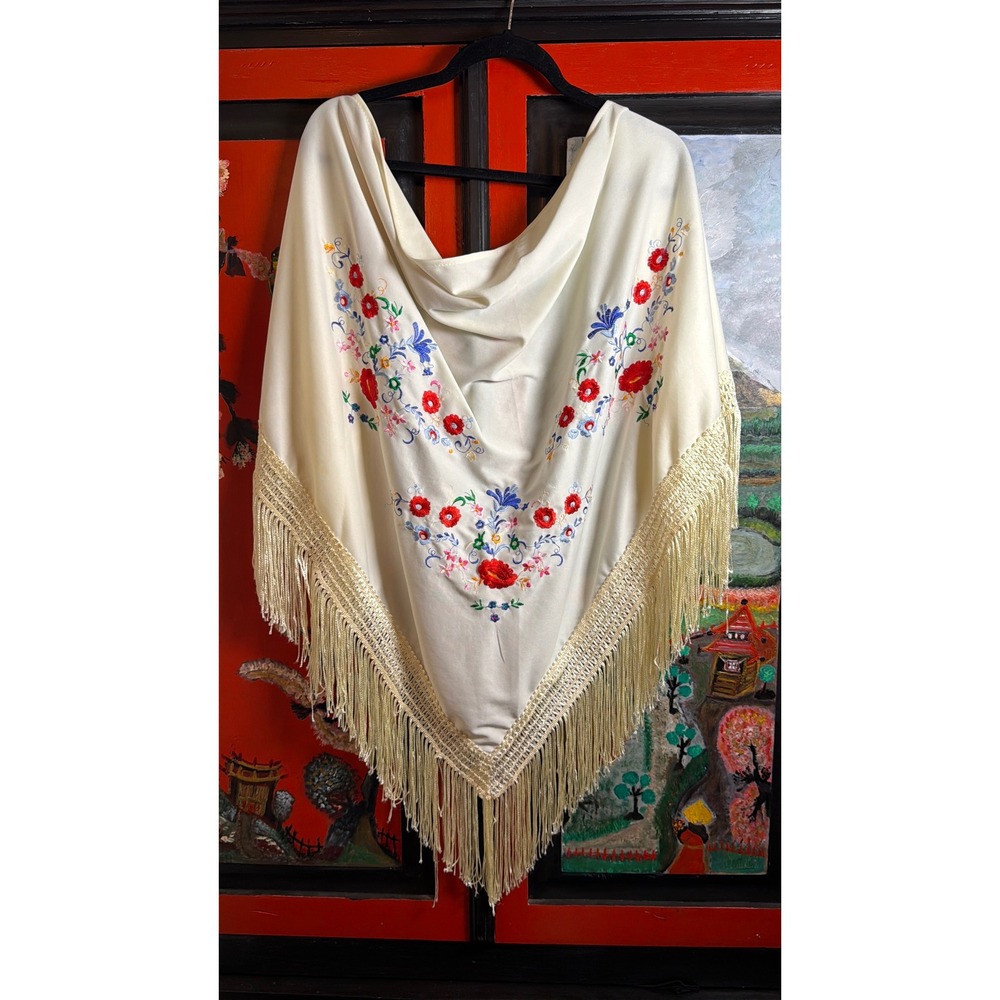 VTG 70s Boho Cream Floral Embroidered Whimsy Prairie Fringe Hem Shawl One Size - Picture 6 of 13